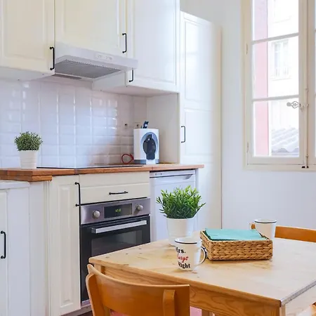 #1 Centre Au Calme, Lumineux, Stationnement Facile * Tulon