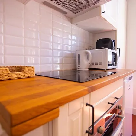 Apartament #1 Centre Au Calme, Lumineux, Stationnement Facile Tulon