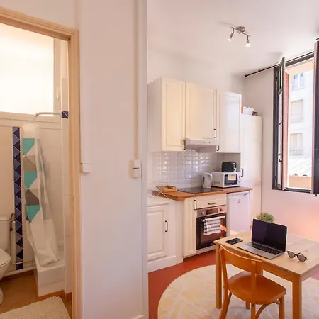 Apartament #1 Centre Au Calme, Lumineux, Stationnement Facile Tulon