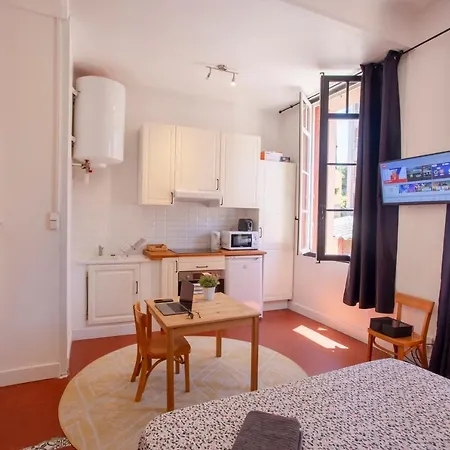 Apartament #1 Centre Au Calme, Lumineux, Stationnement Facile